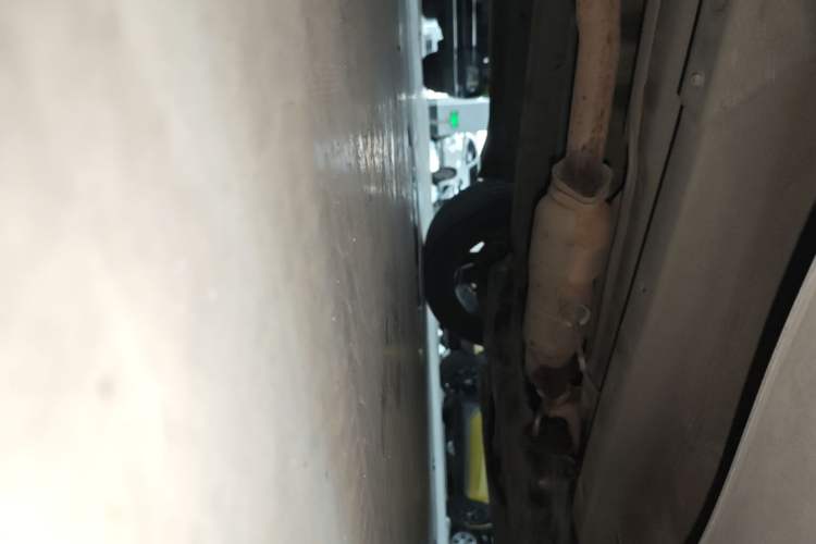 Used Kia Sportage R 2012 2.0L Automatic Two-Wheel Drive NAVI Chassis Front Right