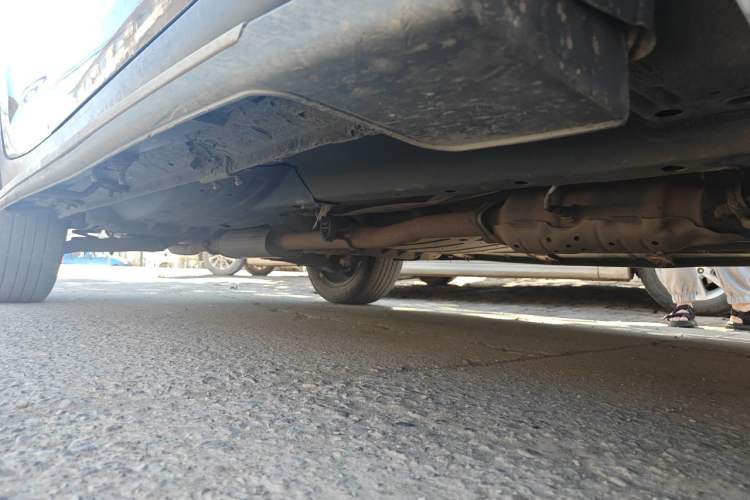 Used Kia Sportage R 2012 2.0L Automatic Two-Wheel Drive NAVI Chassis Front Right