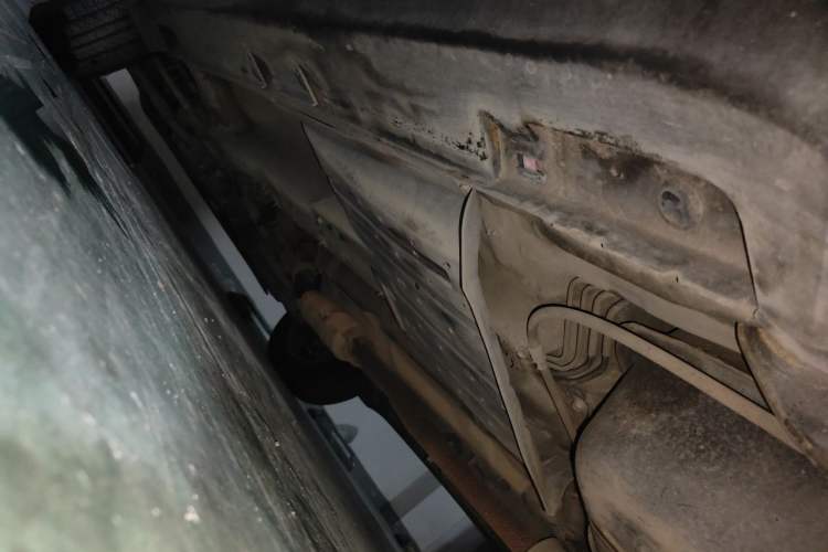 Used Kia Sportage R 2012 2.0L Automatic Two-Wheel Drive GLS Chassis Rear Left