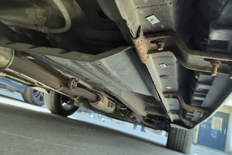 Used Kia Sportage R 2012 2.0L Automatic Two-Wheel Drive GLS Chassis Rear Right