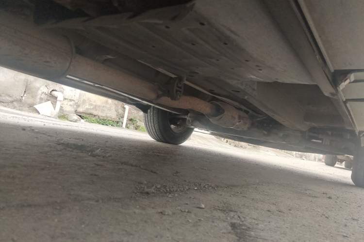 Used Kia Sportage R 2012 2.0L Automatic Two-Wheel Drive GL Trim Chassis Rear Right