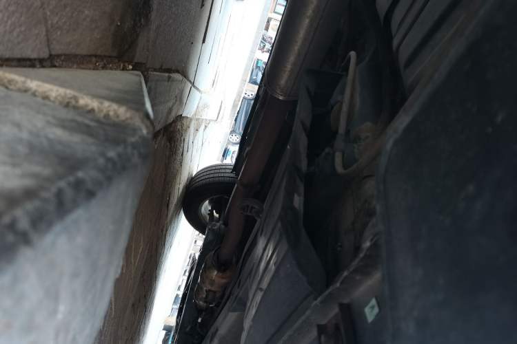 Used Kia Sportage R 2012 2.0L Automatic Two-Wheel Drive GLS Chassis Rear Right