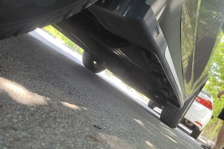 Used Kia Sportage R 2012 2.0L Automatic Two-Wheel Drive GLS Chassis Rear Right