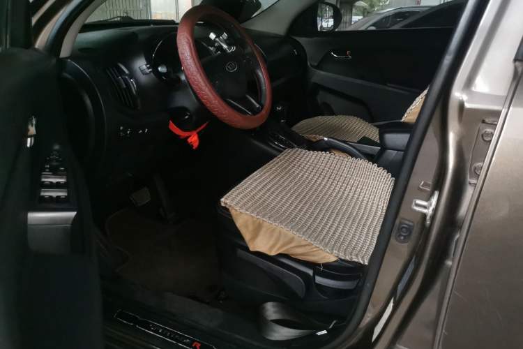 Used Kia Sportage R 2012 2.0L Automatic Two-Wheel Drive GLS Driver Seat