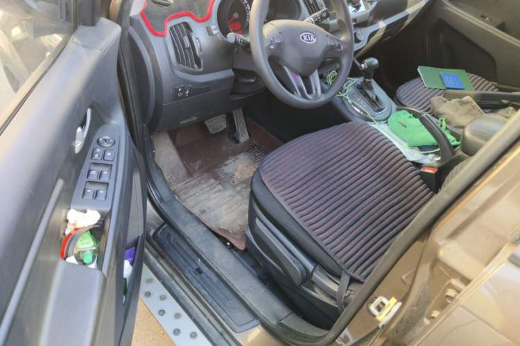 Used Kia Sportage R 2012 2.0L Automatic Two-Wheel Drive GL Trim Driver Seat