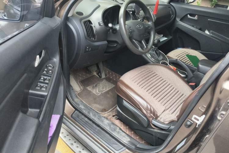 Used Kia Sportage R 2012 2.0L Automatic Two-Wheel Drive GL Trim Driver Seat