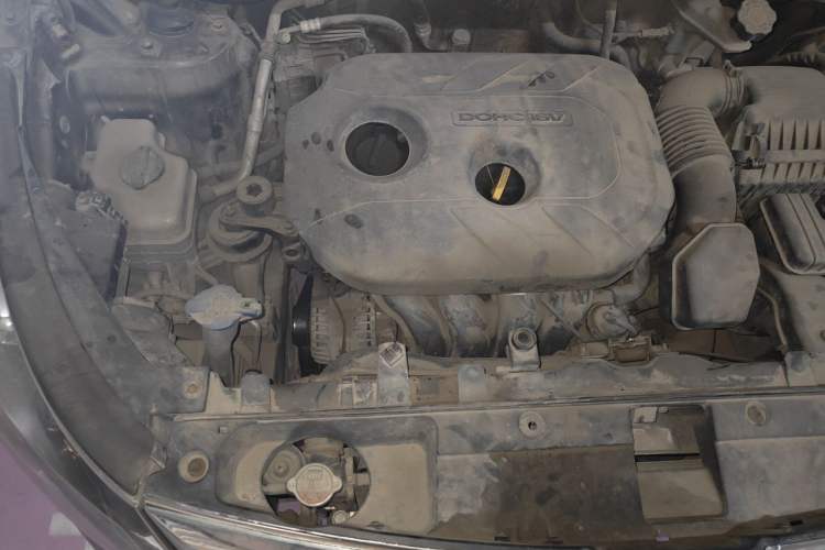 Used Kia Sportage R 2012 2.0L Automatic Two-Wheel Drive GLS Engine Bay Right