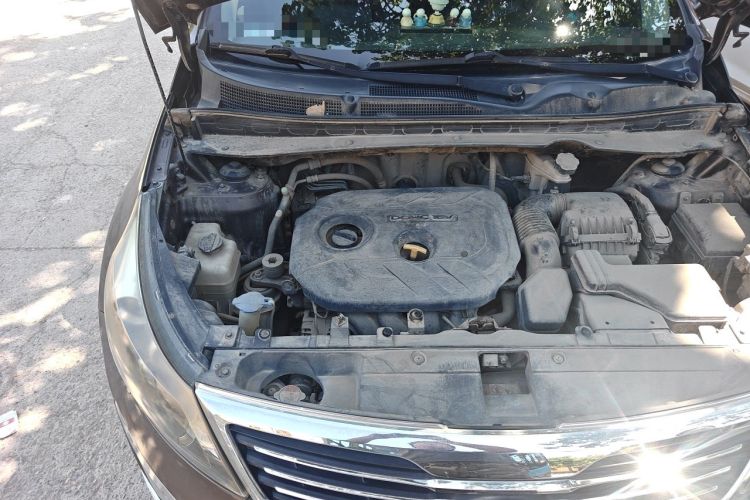 Used Kia Sportage R 2012 2.0L Automatic Two-Wheel Drive NAVI Engine Bay Right