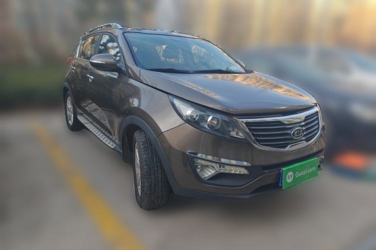 Used Kia Sportage R 2012 2.0L Automatic Two-Wheel Drive GLS Front Right 45 Deg