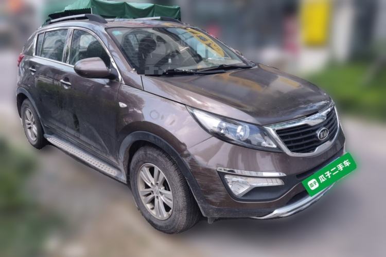 Used Kia Sportage R 2012 2.0L Automatic Two-Wheel Drive GL Trim Front Right 45 Deg