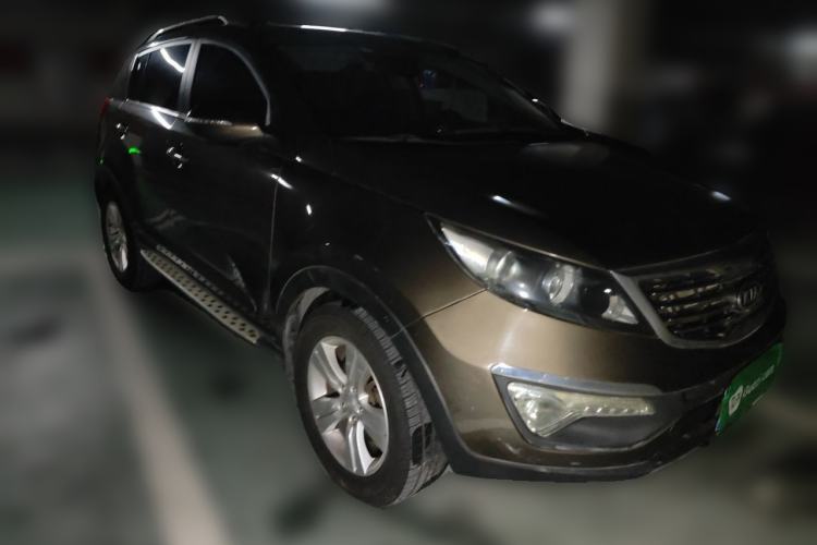 Used Kia Sportage R 2012 2.0L Automatic Two-Wheel Drive GLS Front Right 45 Deg