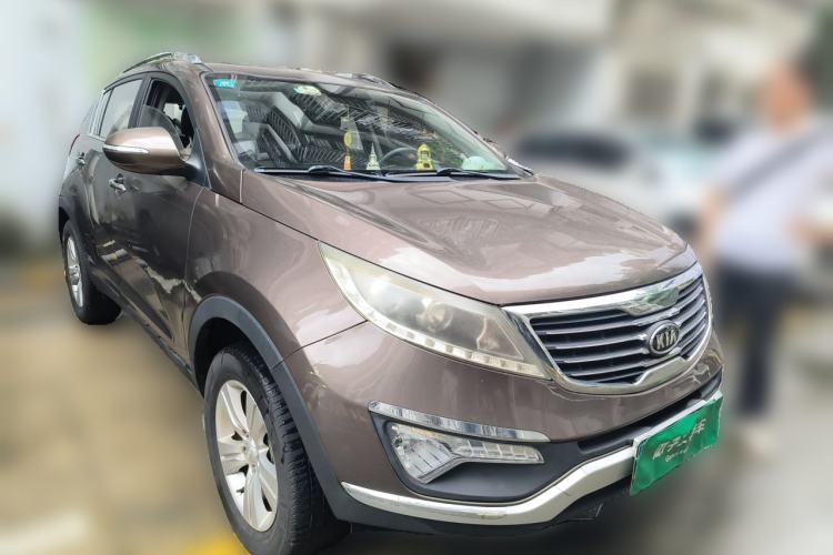 Used Kia Sportage R 2012 2.0L Automatic Two-Wheel Drive GLS Front Right 45 Deg