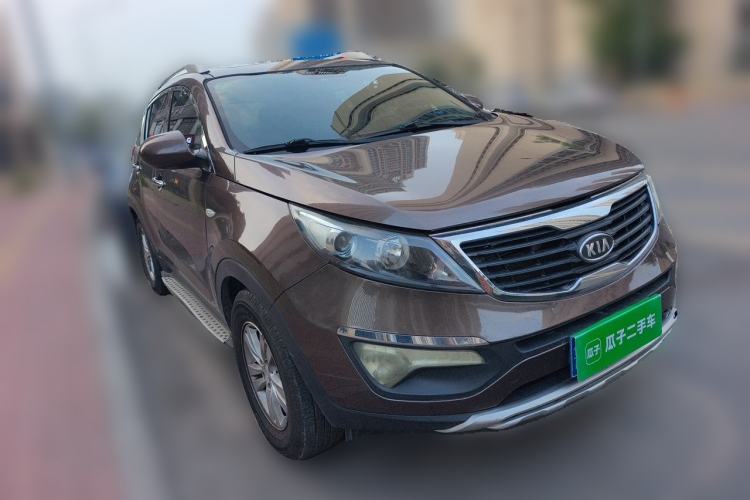 Used Kia Sportage R 2012 2.0L Automatic Two-Wheel Drive GL Trim Front Right 45 Deg