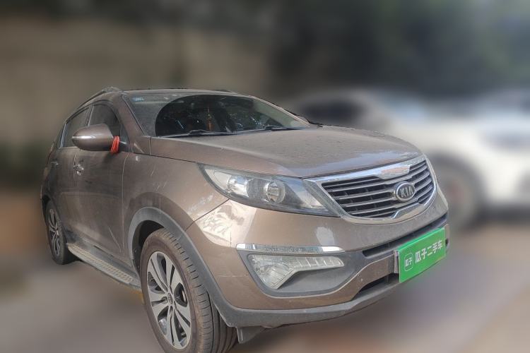 Used Kia Sportage R 2012 2.0L Automatic Two-Wheel Drive GLS Front Right 45 Deg