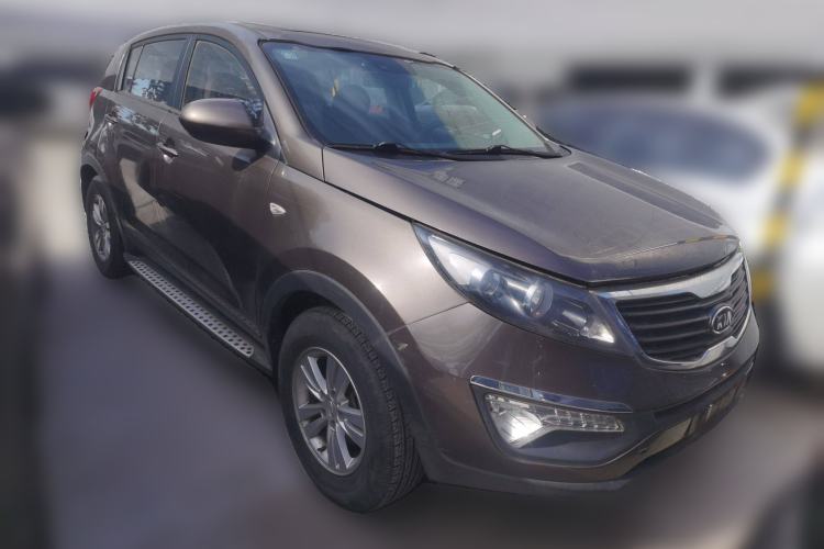 Used Kia Sportage R 2012 2.0L Automatic Two-Wheel Drive GL Trim Front Right 45 Deg