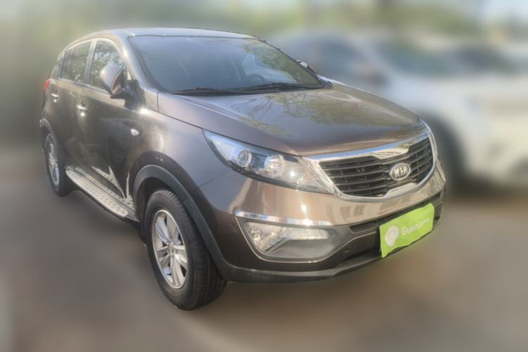 Used Kia Sportage R 2012 2.0L Automatic Two-Wheel Drive GL Trim Front Right 45 Deg