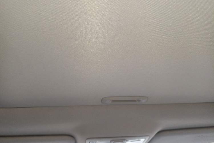 Used Kia Sportage R 2012 2.0L Automatic Two-Wheel Drive GLS Headliner