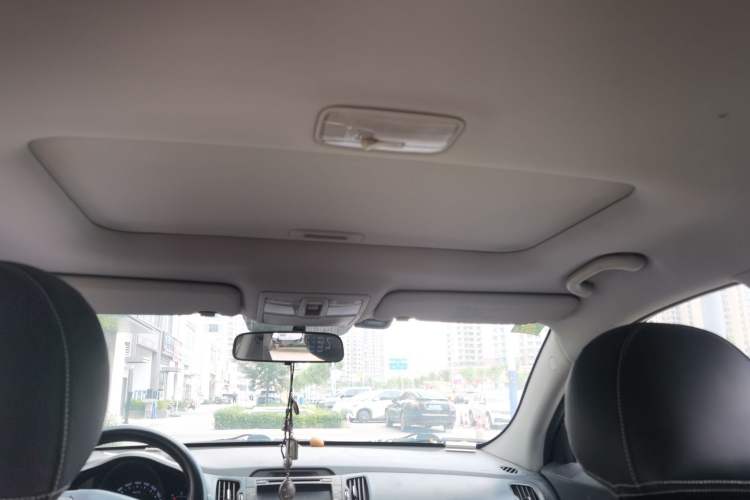 Used Kia Sportage R 2012 2.0L Automatic Two-Wheel Drive GL Trim Headliner