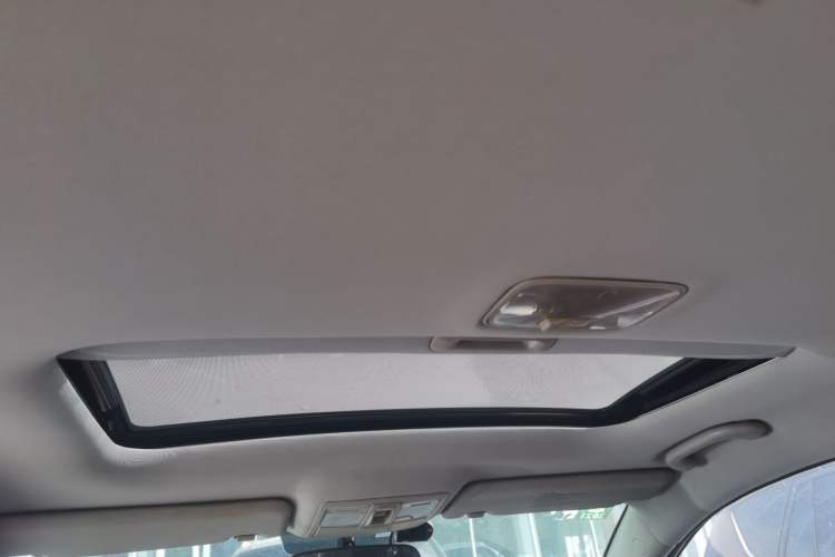 Used Kia Sportage R 2012 2.0L Automatic Two-Wheel Drive GL Trim Headliner