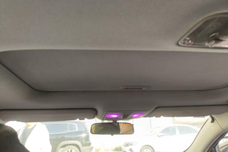 Used Kia Sportage R 2012 2.0L Automatic Two-Wheel Drive GL Trim Headliner