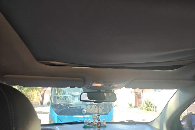 Used Kia Sportage R 2012 2.0L Automatic Two-Wheel Drive NAVI Headliner