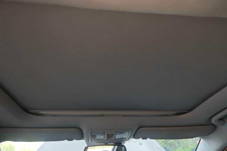 Used Kia Sportage R 2012 2.0L Automatic Two-Wheel Drive NAVI Headliner