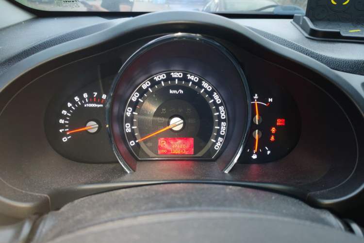 Used Kia Sportage R 2012 2.0L Automatic Two-Wheel Drive GLS Instrument Cluster