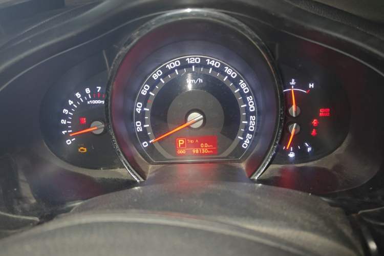 Used Kia Sportage R 2012 2.0L Automatic Two-Wheel Drive GLS Instrument Cluster