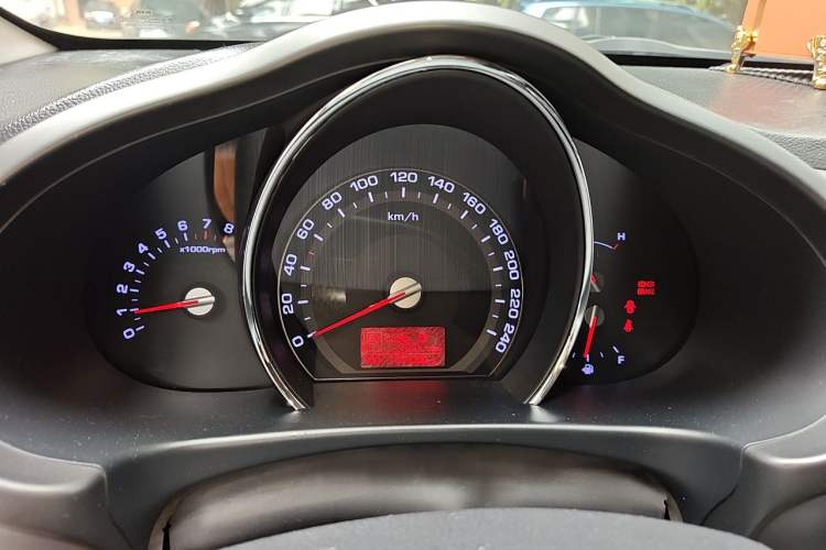 Used Kia Sportage R 2012 2.0L Automatic Two-Wheel Drive GLS Instrument Cluster