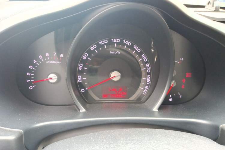 Used Kia Sportage R 2012 2.0L Manual Two-Wheel Drive GL Trim Instrument Cluster