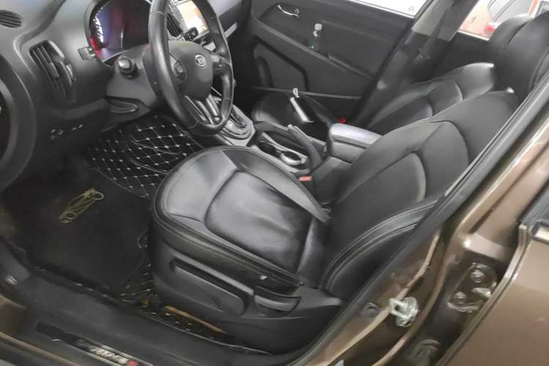 Used Kia Sportage R 2012 2.0L Automatic Two-Wheel Drive GLS Left Front Seat