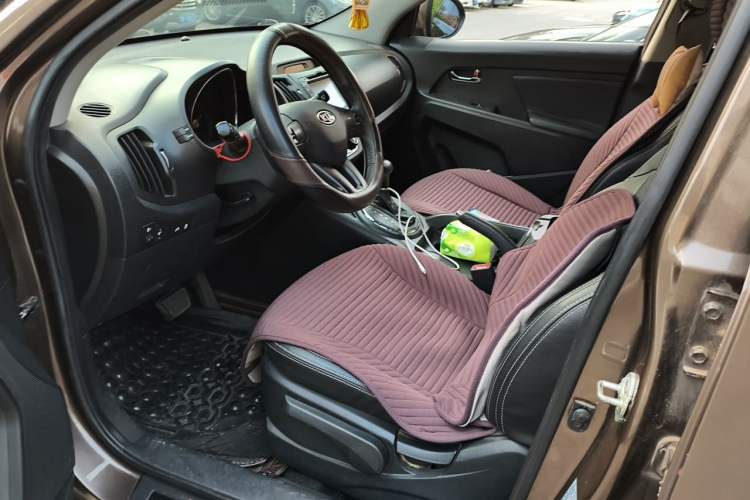 Used Kia Sportage R 2012 2.0L Automatic Two-Wheel Drive GLS Left Front Seat