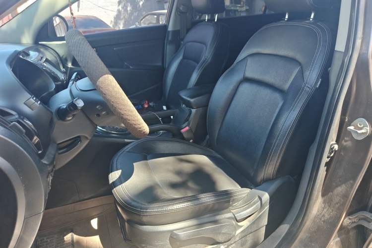 Used Kia Sportage R 2012 2.0L Automatic Two-Wheel Drive NAVI Left Front Seat