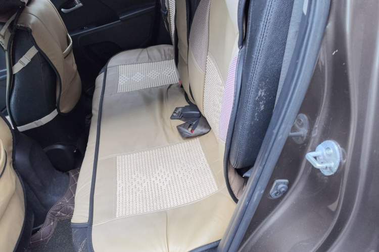 Used Kia Sportage R 2012 2.0L Automatic Two-Wheel Drive GL Trim Left Rear Seat