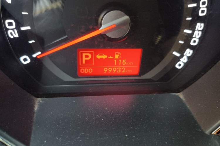 Used Kia Sportage R 2012 2.0L Automatic Two-Wheel Drive GLS Odometer Close Up