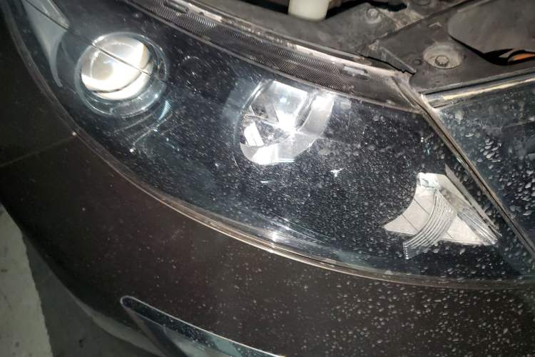 Used Kia Sportage R 2012 2.0L Automatic Two-Wheel Drive NAVI Right Front Headlight