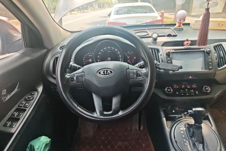 Used Kia Sportage R 2012 2.0L Automatic Two-Wheel Drive GLS Steering Wheel