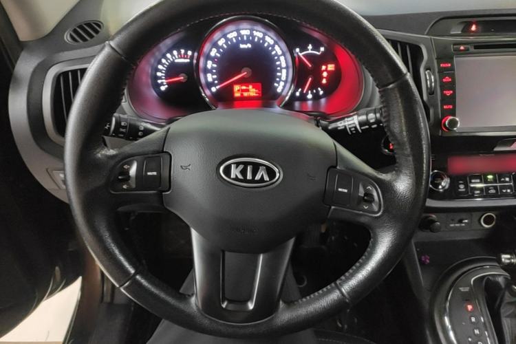 Used Kia Sportage R 2012 2.0L Automatic Two-Wheel Drive GLS Steering Wheel