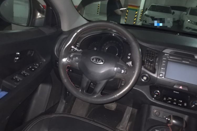 Used Kia Sportage R 2012 2.0L Automatic Two-Wheel Drive NAVI Steering Wheel