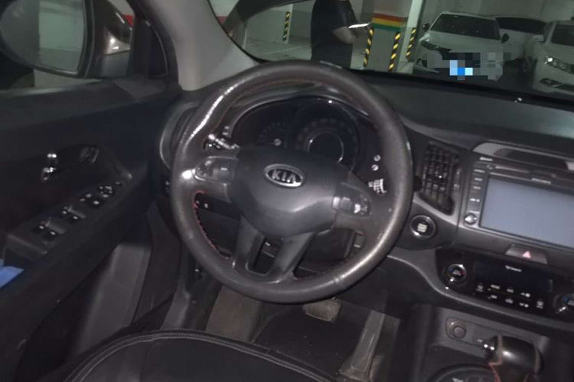 Used Kia Sportage R 2012 2.0L Automatic Two-Wheel Drive NAVI Steering Wheel