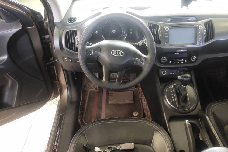 Used Kia Sportage R 2012 2.0L Automatic Two-Wheel Drive GLS Steering Wheel