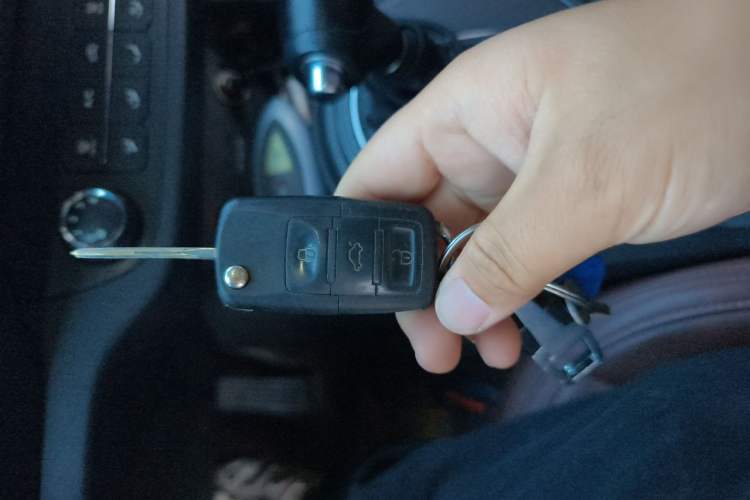 Used Kia Sportage R 2012 2.0L Automatic Two-Wheel Drive GL Trim Vehicle Key