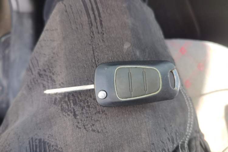 Used Kia Sportage R 2012 2.0L Automatic Two-Wheel Drive GL Trim Vehicle Key