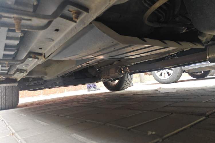 Used Kia Sportage R 2012 2.0L Automatic Two-Wheel Drive GLS Chassis Rear Left