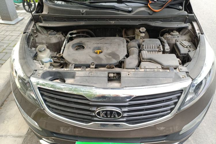 Used Kia Sportage R 2012 2.0L Automatic Two-Wheel Drive GL Trim Engine Bay