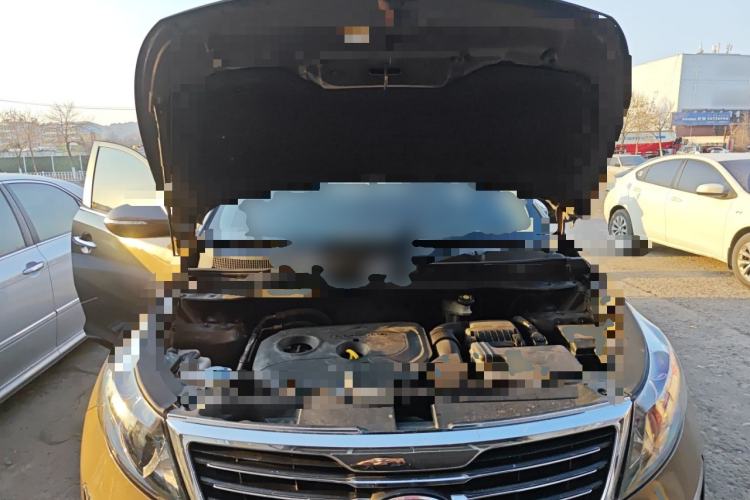 Used Kia Sportage R 2012 2.0L Automatic Two-Wheel Drive GLS Engine Bay