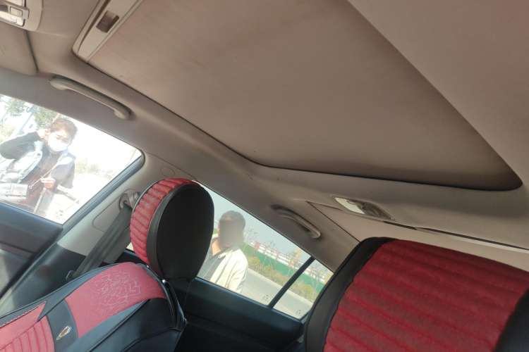 Used Kia Sportage R 2012 2.0L Automatic Two-Wheel Drive NAVI Headliner