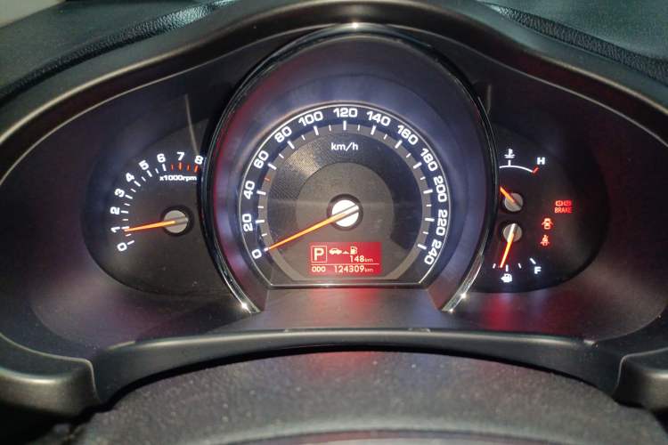 Used Kia Sportage R 2012 2.0L Automatic Two-Wheel Drive GLS Instrument Cluster