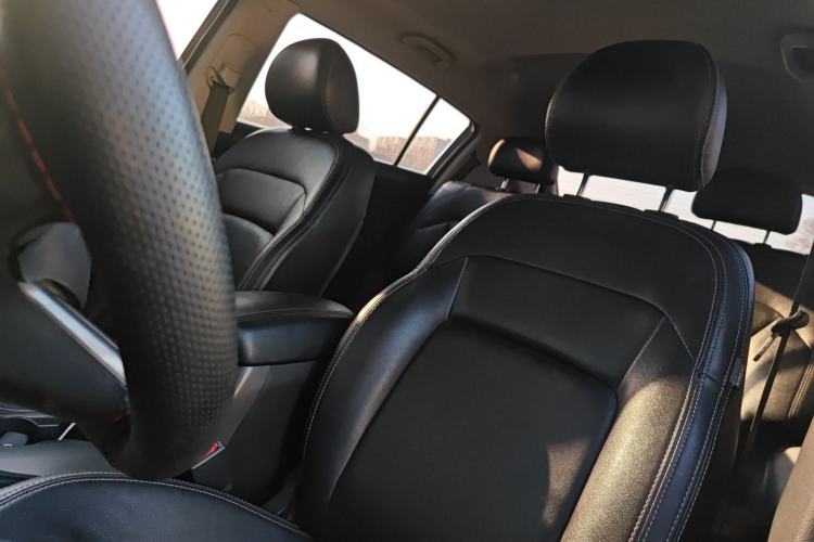 Used Kia Sportage R 2012 2.0L Automatic Two-Wheel Drive GLS Left Front Seat