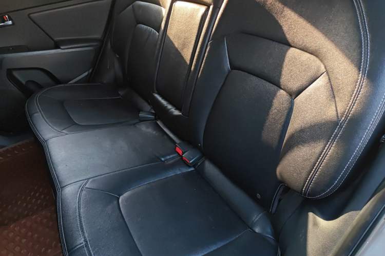 Used Kia Sportage R 2012 2.0L Automatic Two-Wheel Drive GLS Left Rear Seat
